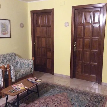 Petite Etoile Hotel 3*